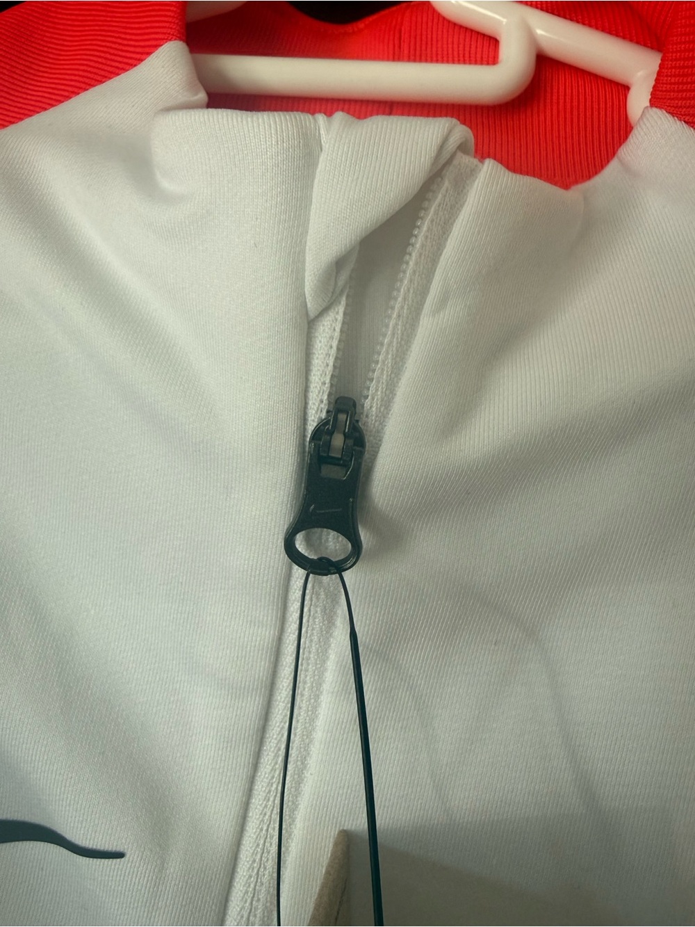 ᑎIKE KIᗪS DᖇI-ᖴIT STᖇIKE 24 ᗪᖇIᒪᒪ TOᑭ - SZ S (Slim Fit)

 FD7573-010
Nike Youth - Picture 6 of 6